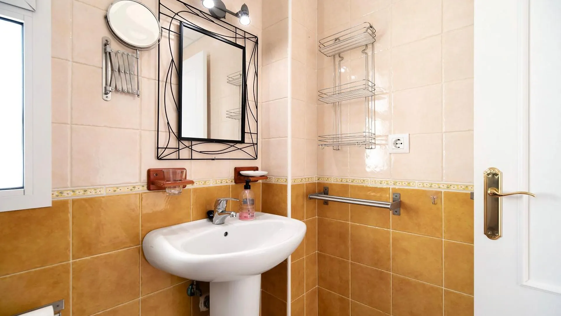 Apartamento Merce Rota Διαμέρισμα