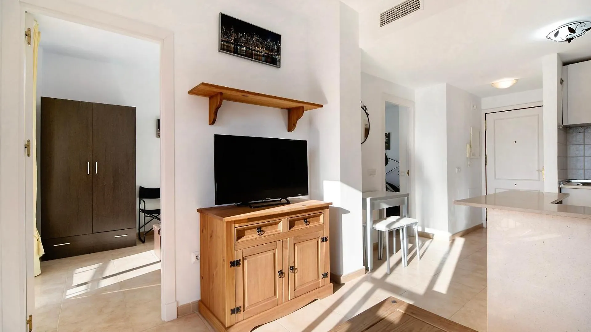 Apartamento Merce Rota 0*,  Ισπανία